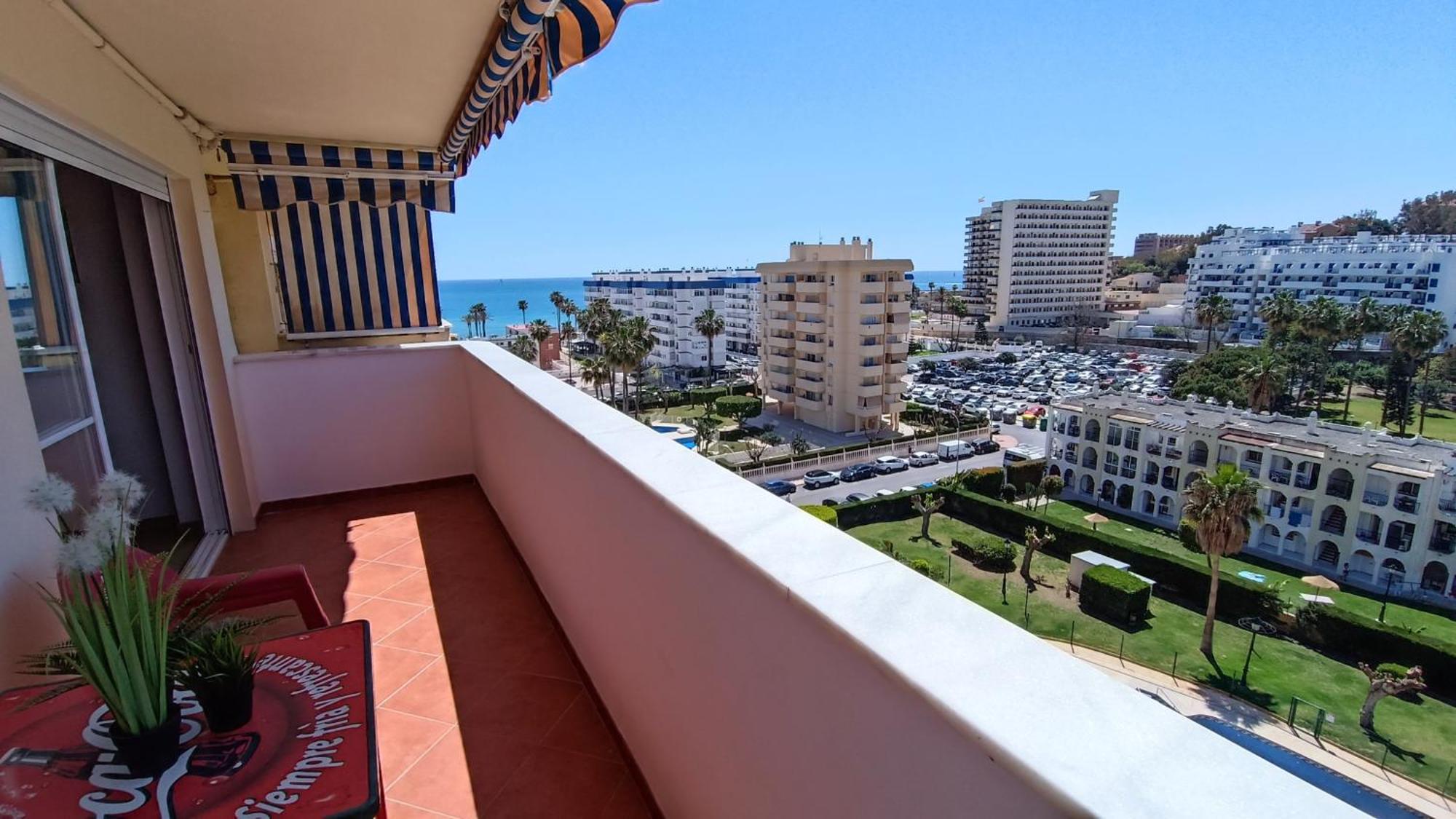 ベナルマデナAndalucia Beach & Gardenアパートメント エクステリア 写真