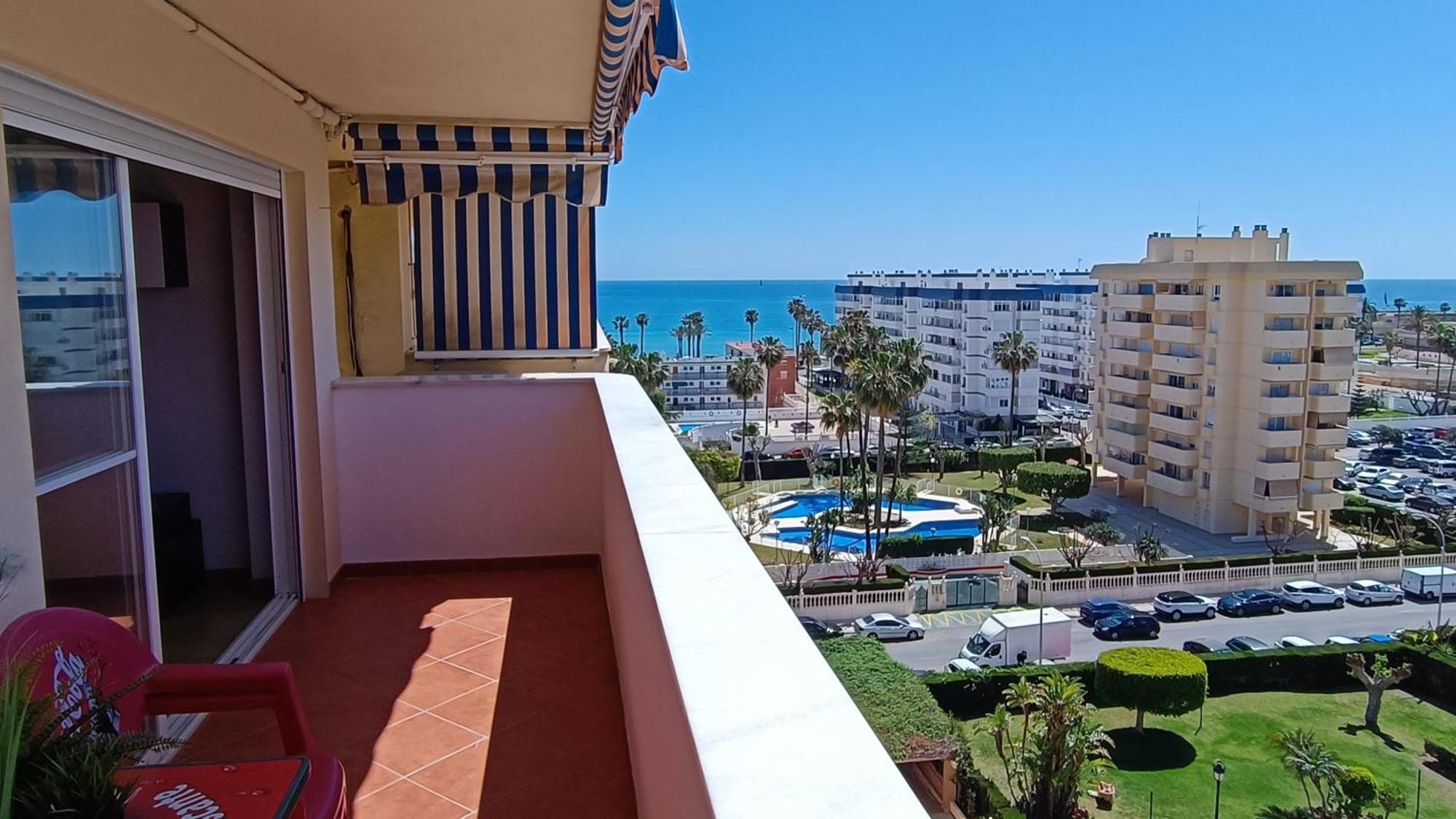 ベナルマデナAndalucia Beach & Gardenアパートメント エクステリア 写真